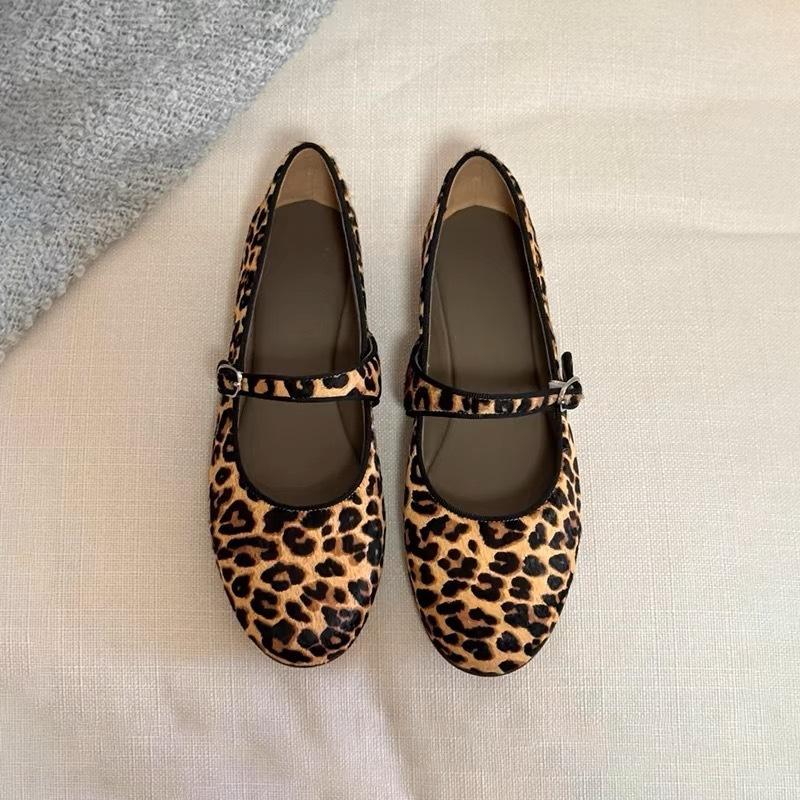 Autumn super soft-soled leopard print Mary Jane single shoes ballet flat shoes one-word buckle belt ladyshoes outer wear 35
Autumn super soft-soled leopard print Mary Jane single shoes ballet flat shoes one-word buckle belt ladyshoes outer wear 35