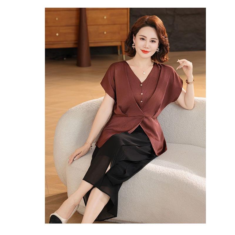 Women s V Neck Batwing Sleeve Blouse Solid Color Casual Loose Fit Summer Top XL червоний
Women s V Neck Batwing Sleeve Blouse Solid Color Casual Loose Fit Summer Top XL червоний