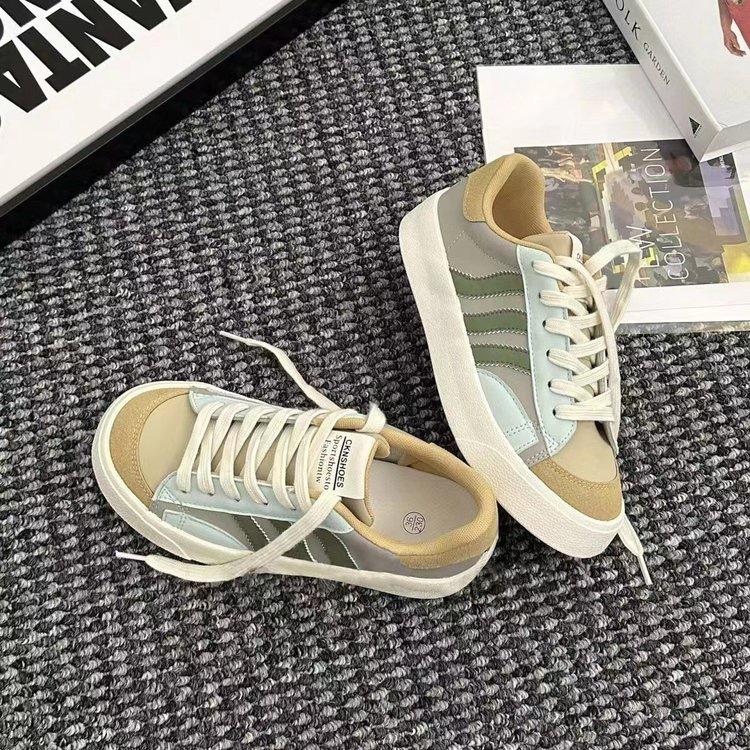 Little white shoes women s autumn new flat bottom color matching student versatile sports thick sole lace-up casual board shoes 35 зелений
Little white shoes women s autumn new flat bottom color matching student versatile sports thick sole lace-up casual board shoes 35 зелений