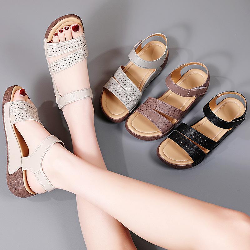 No. Leather big sandals for women, fashionable thick-soled non-slip sandals for women 42
No. Leather big sandals for women, fashionable thick-soled non-slip sandals for women 42