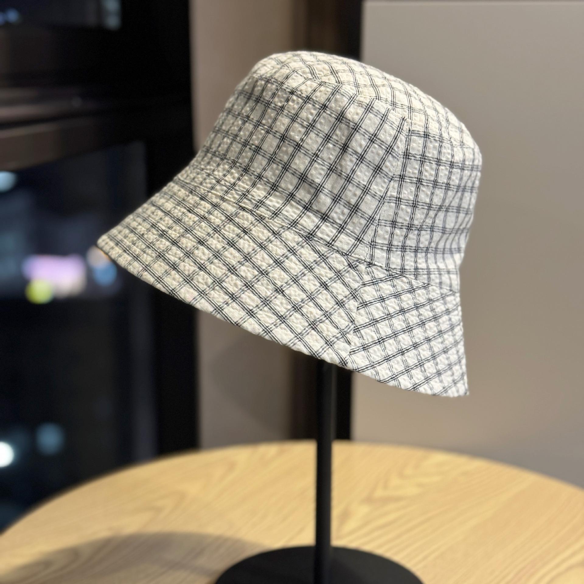 Korean-style Dongdaemun new fisherman hat for women, Japanese-style plaid bucket hat, casual and versatile, summer sun protection hat, trendy Adult54-60Adjustable бежевий
Korean-style Dongdaemun new fisherman hat for women, Japanese-style plaid bucket hat, casual and versatile, summer sun protection hat, trendy Adult54-60Adjustable бежевий