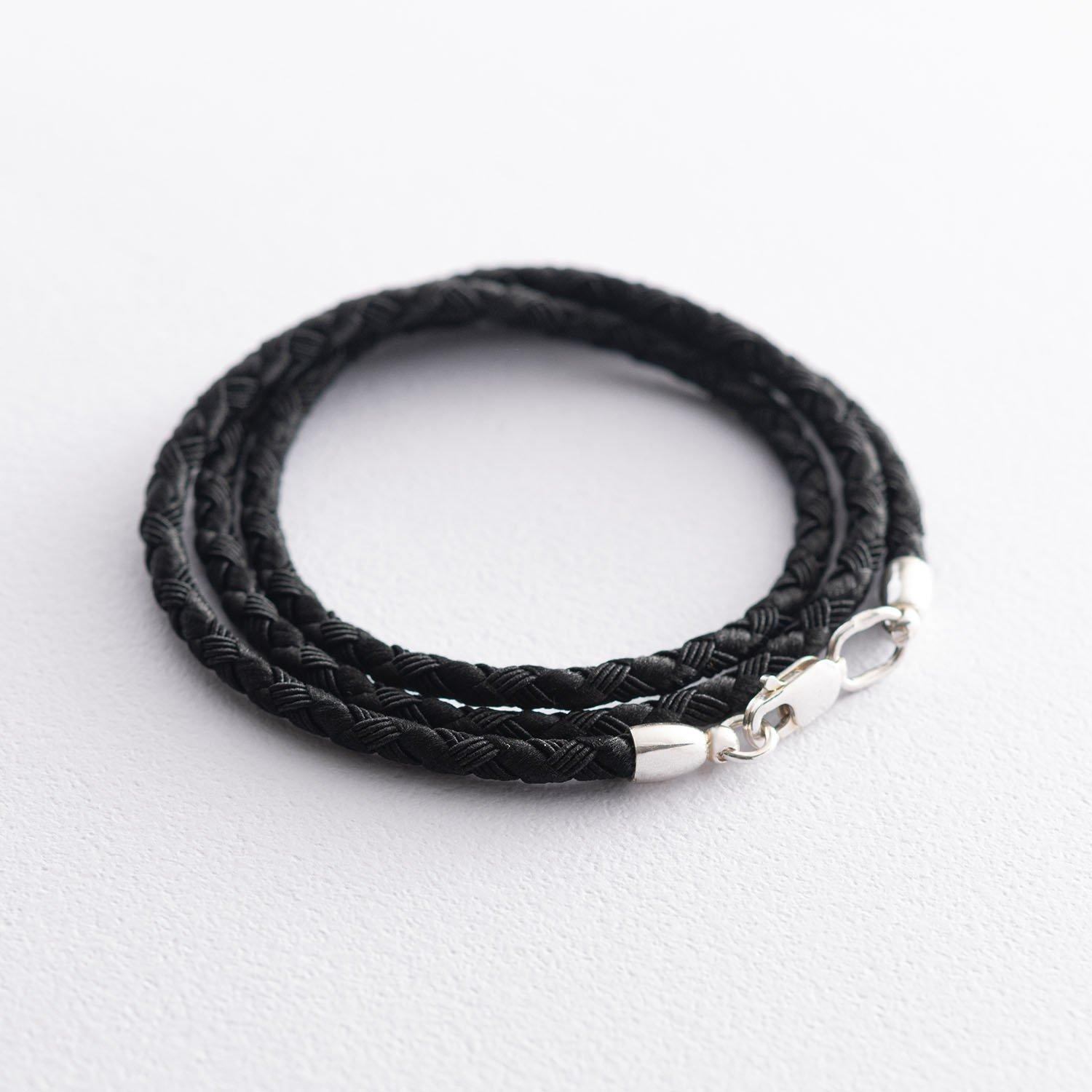 Шовковий шнурок із срібною застібкою Oniks 40 срібний
Шовковий шнурок із срібною застібкою Oniks 40 срібний