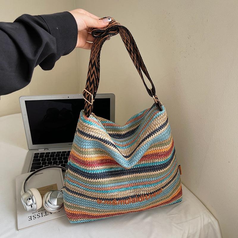 Large capacity striped woven straw bag women s summer new shoulder crossbody seaside vacation beach bag
Large capacity striped woven straw bag women s summer new shoulder crossbody seaside vacation beach bag