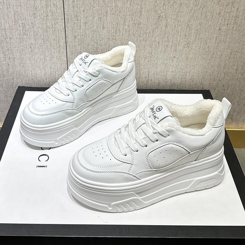 Muffin thick-soled little white shoes women s new invisible inner height increase women s small soft soles are light and versatile 39
Muffin thick-soled little white shoes women s new invisible inner height increase women s small soft soles are light and versatile 39