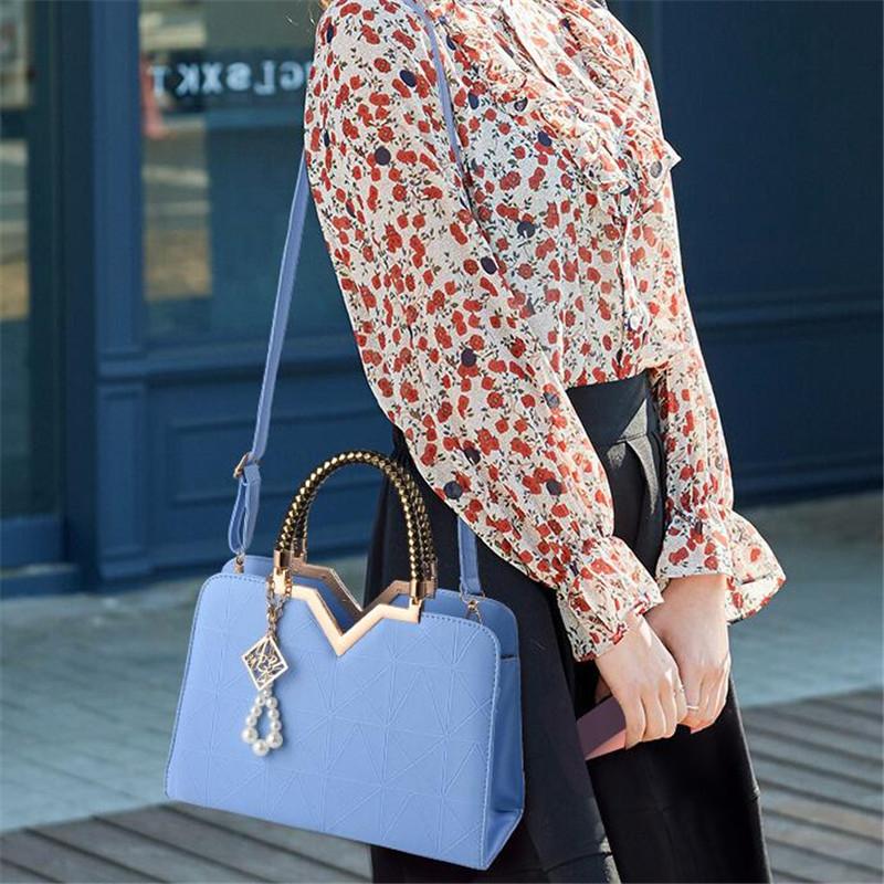 Luxury Design Handbag Women PU Leather Fashion Brand Crossbody Bags Large Capacity Shoulder Messenger Bag 28.5x12x20cm
Luxury Design Handbag Women PU Leather Fashion Brand Crossbody Bags Large Capacity Shoulder Messenger Bag 28.5x12x20cm