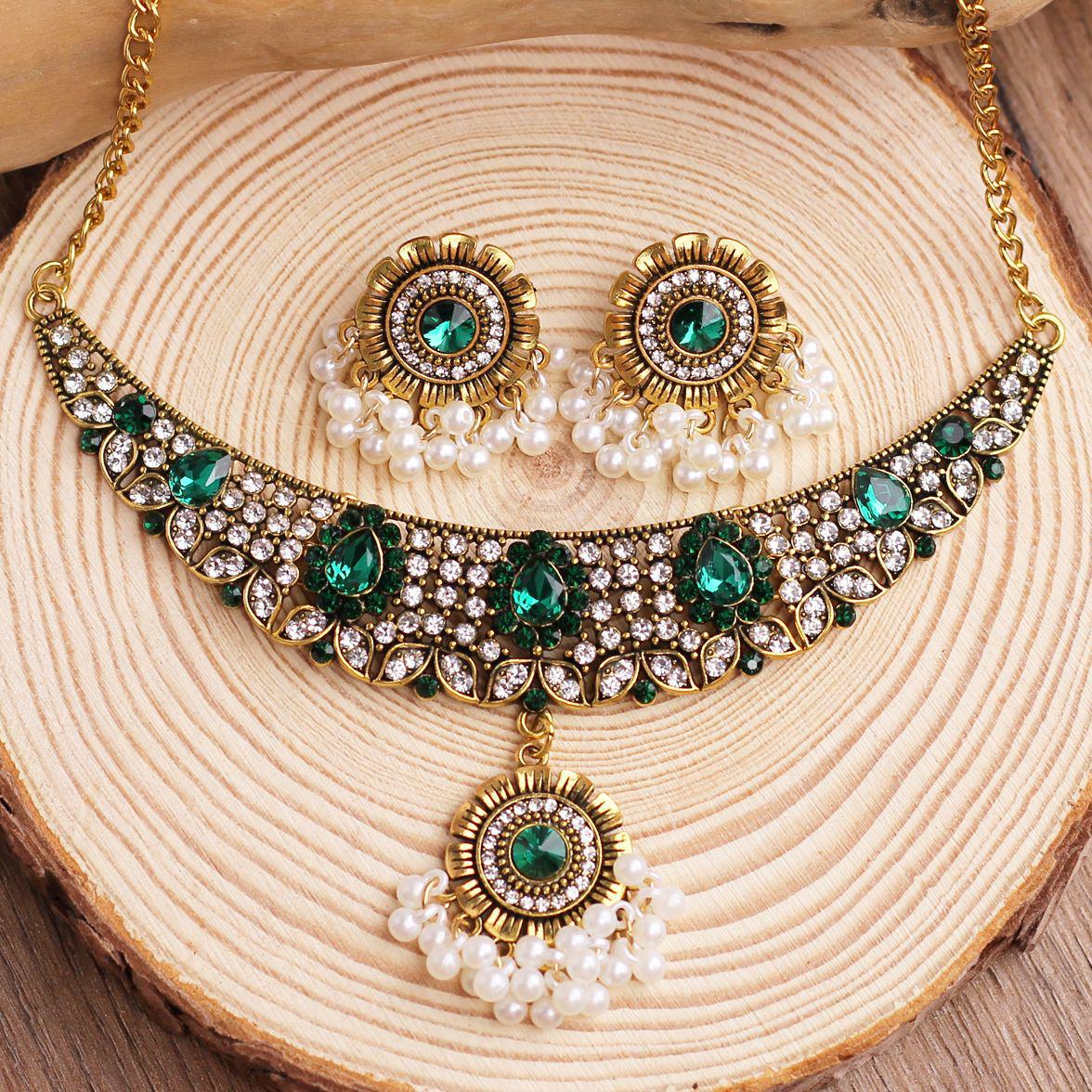 European-American Tassel Gem Rhinestone Necklace & Earring Set: Ethnic Retro Luxury Pearl Clavicle Chain красный
European-American Tassel Gem Rhinestone Necklace & Earring Set: Ethnic Retro Luxury Pearl Clavicle Chain красный