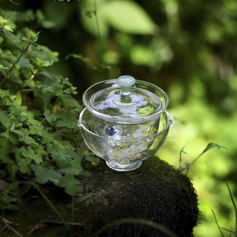 Ailan Huijia Hand-Decorated Borosilicate Glass Fairness Pitcher
Ailan Huijia Hand-Decorated Borosilicate Glass Fairness Pitcher