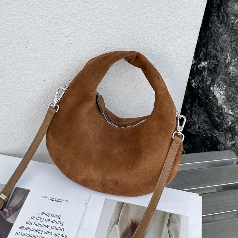 2024 Japan Frosted Cowhide Crescent Handbag: Niche Design Genuine Leather Fashionable Versatile Women s Crossbody Bag.
2024 Japan Frosted Cowhide Crescent Handbag: Niche Design Genuine Leather Fashionable Versatile Women s Crossbody Bag.