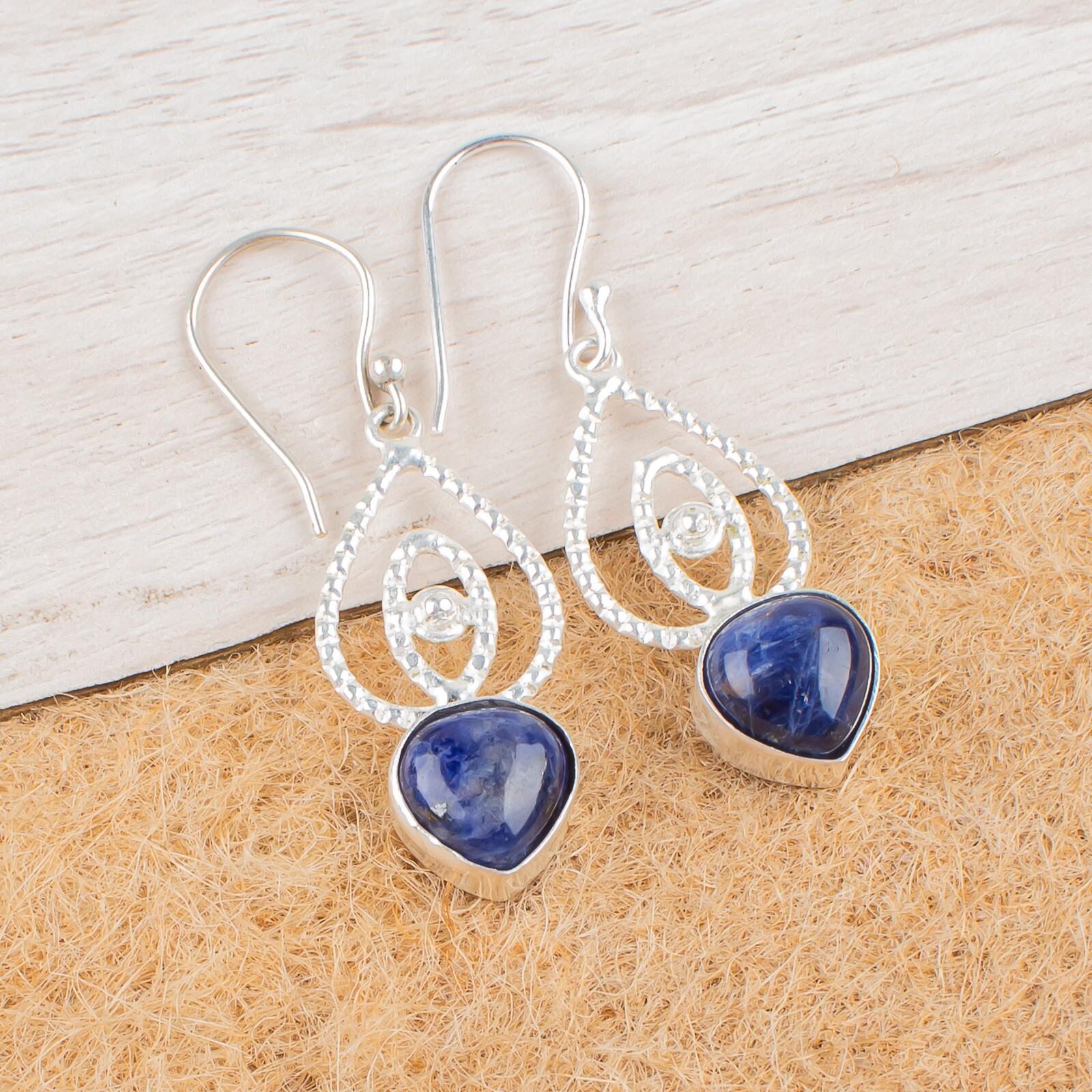 Natural Sodalite Gemstone 925 Sterling Silver Handmade Drop/Dangle Earrings2.00 EE-32-23
Natural Sodalite Gemstone 925 Sterling Silver Handmade Drop/Dangle Earrings2.00 EE-32-23