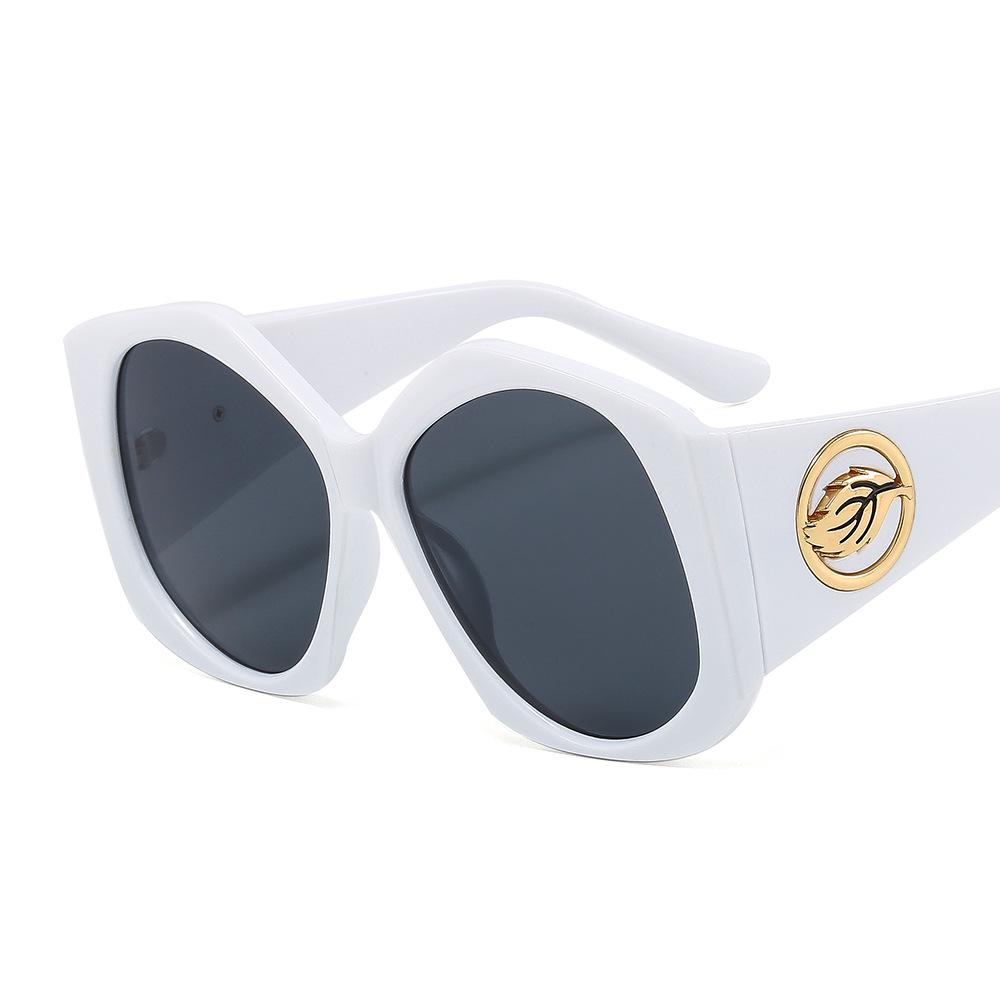 Latest Oversized Square Sunglasses For for Women Classic Vintage Designer Style Eyewear Sun Eyeglasses Men Shades Male Female UV400 Gafas Oculos as picture
Latest Oversized Square Sunglasses For for Women Classic Vintage Designer Style Eyewear Sun Eyeglasses Men Shades Male Female UV400 Gafas Oculos as picture