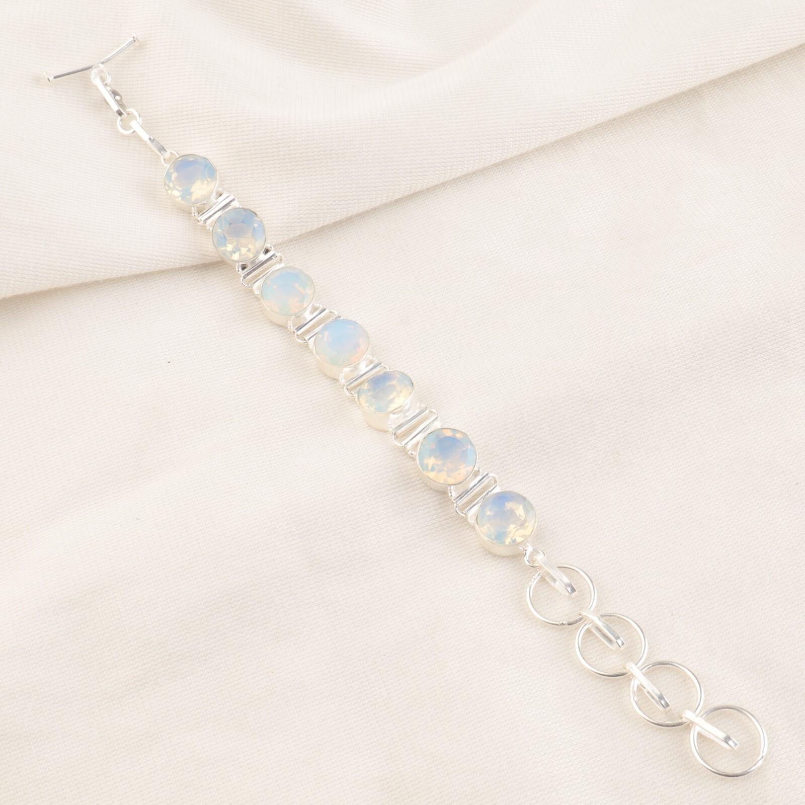 Milky Opal Gemstone 925 Sterling Silver Jewelry Handmade Bracelet9 Gift For Mom RB-7-15
Milky Opal Gemstone 925 Sterling Silver Jewelry Handmade Bracelet9 Gift For Mom RB-7-15