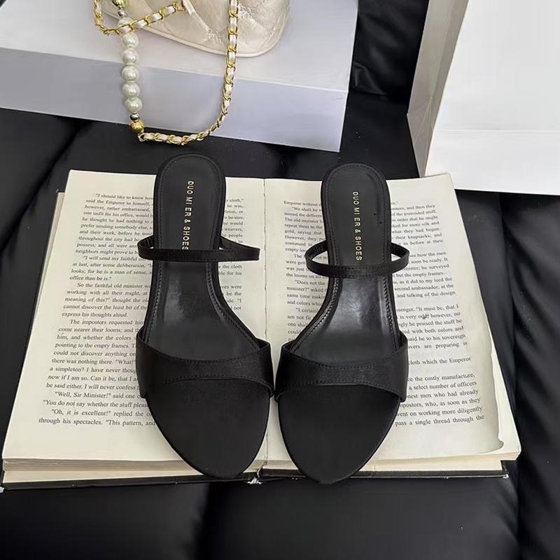Fashion SUOJIALUN 2025 Summer New Brand Women Slipper Fashion Narrow Band Shallow Slides Thin Low Heel Outdoor Dress Sandal Pumps 39 чёрный
Fashion SUOJIALUN 2025 Summer New Brand Women Slipper Fashion Narrow Band Shallow Slides Thin Low Heel Outdoor Dress Sandal Pumps 39 чёрный