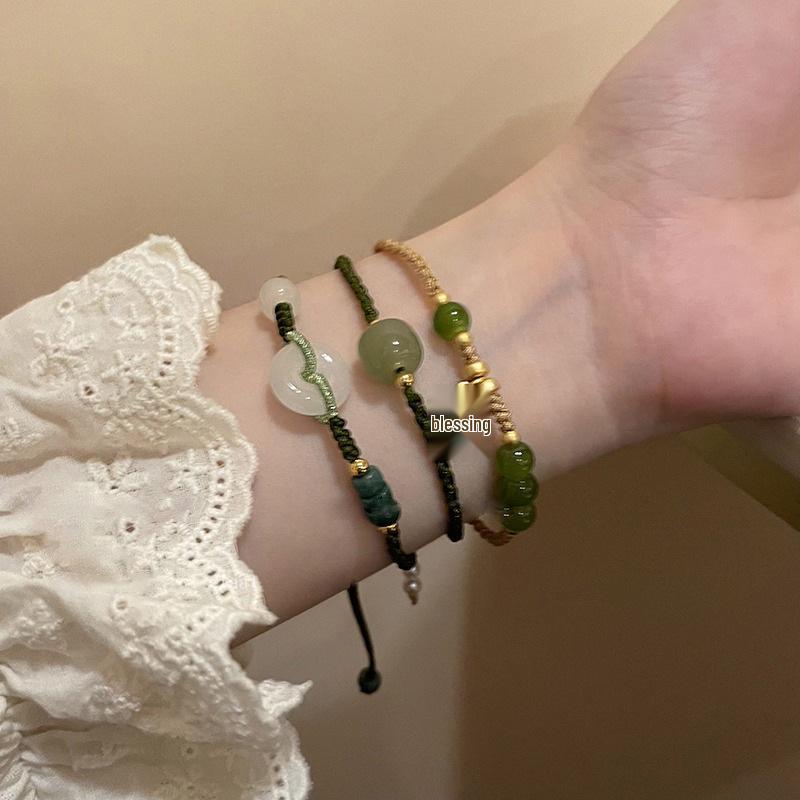 Women s New Chinese Woven Bracelet: Ins-Style, Light Luxury Retro Design, Couple Hand Rope Jewelry
Women s New Chinese Woven Bracelet: Ins-Style, Light Luxury Retro Design, Couple Hand Rope Jewelry