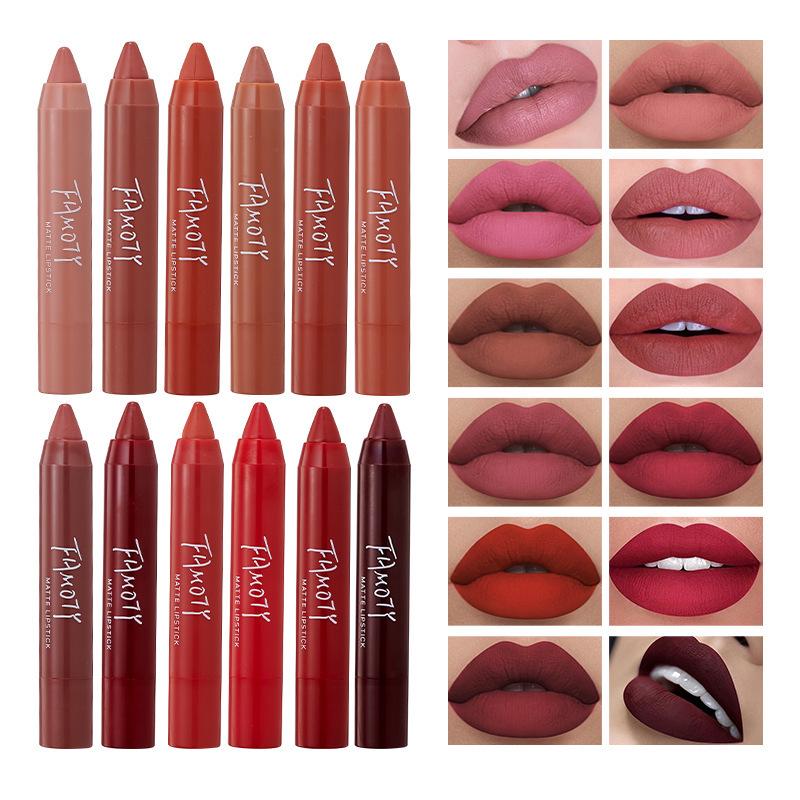 FAMOTY Matte Velvet Lip Liner: Non-Transferable Rotating Lipstick Pen for a Misty European & American Makeup Look.
FAMOTY Matte Velvet Lip Liner: Non-Transferable Rotating Lipstick Pen for a Misty European & American Makeup Look.