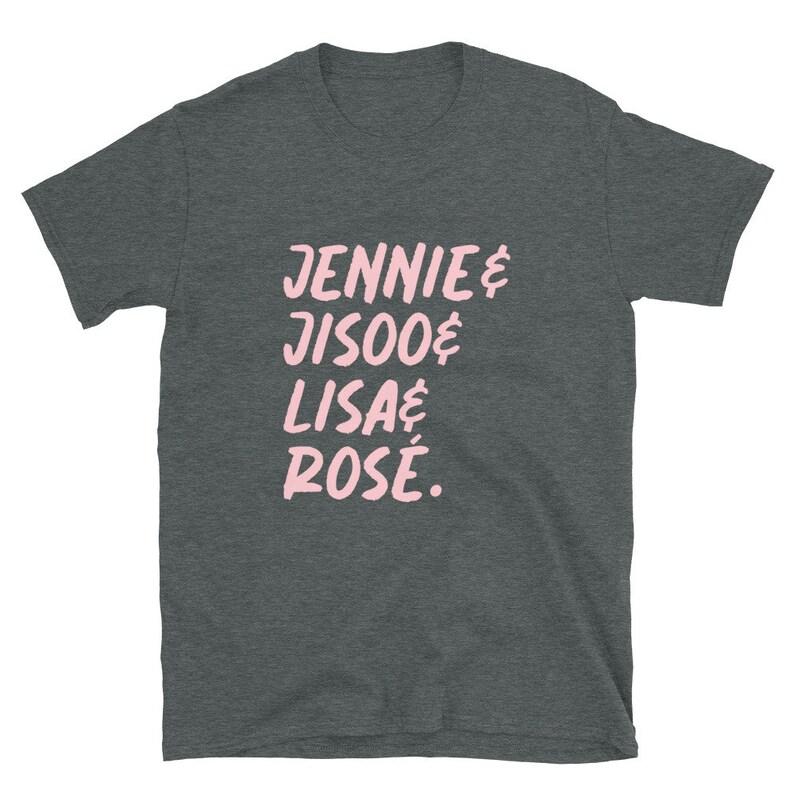 2026 Summer Fashion Trendy Tee Men Women Vintage Top Blackpink Members Short-sleeve Unisex T-shirt _ in Your Area _ Blinks _ Kpop Love _ K-pop Fandom XXL чорний
2026 Summer Fashion Trendy Tee Men Women Vintage Top Blackpink Members Short-sleeve Unisex T-shirt _ in Your Area _ Blinks _ Kpop Love _ K-pop Fandom XXL чорний