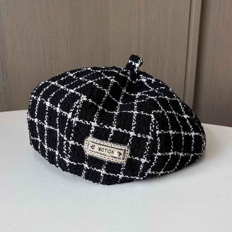 Xiaoxiangfeng Black And White Plaid Octagonal Hat Women S Elegant Temperament Painter Hat Soft Top Bud Hat M(56-58cm) чорний
Xiaoxiangfeng Black And White Plaid Octagonal Hat Women S Elegant Temperament Painter Hat Soft Top Bud Hat M(56-58cm) чорний