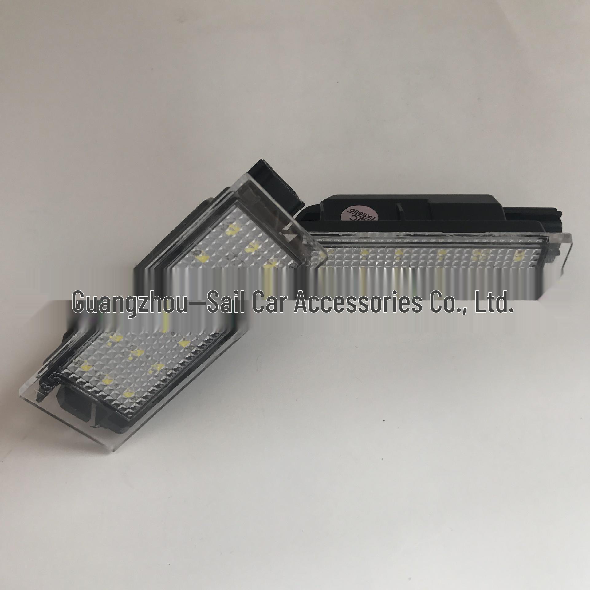 Светодиодный фонарь подсветки номерного знака для Renault Clio, Megane, Master, Laguna II
Светодиодный фонарь подсветки номерного знака для Renault Clio, Megane, Master, Laguna II