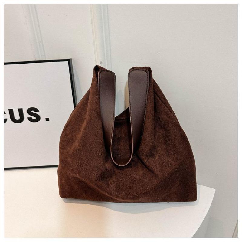 Retro matte big bag women s new autumn and winter shoulder bag premium texture commuter tote bag large capacity
Retro matte big bag women s new autumn and winter shoulder bag premium texture commuter tote bag large capacity