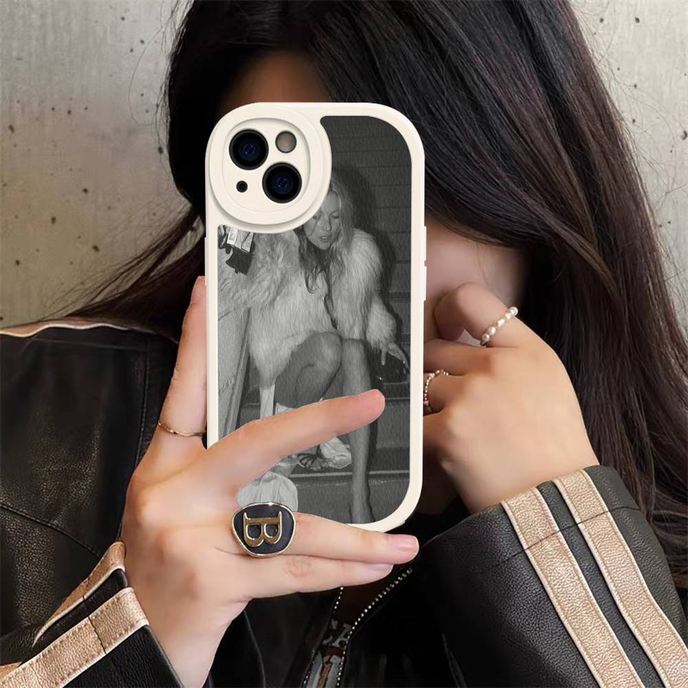 Kate Moss Model Phone Case For IPhone 16 15 14 13 Pro Max 11 12 Plus Leather Silicone Cover iphone 12pro
Kate Moss Model Phone Case For IPhone 16 15 14 13 Pro Max 11 12 Plus Leather Silicone Cover iphone 12pro