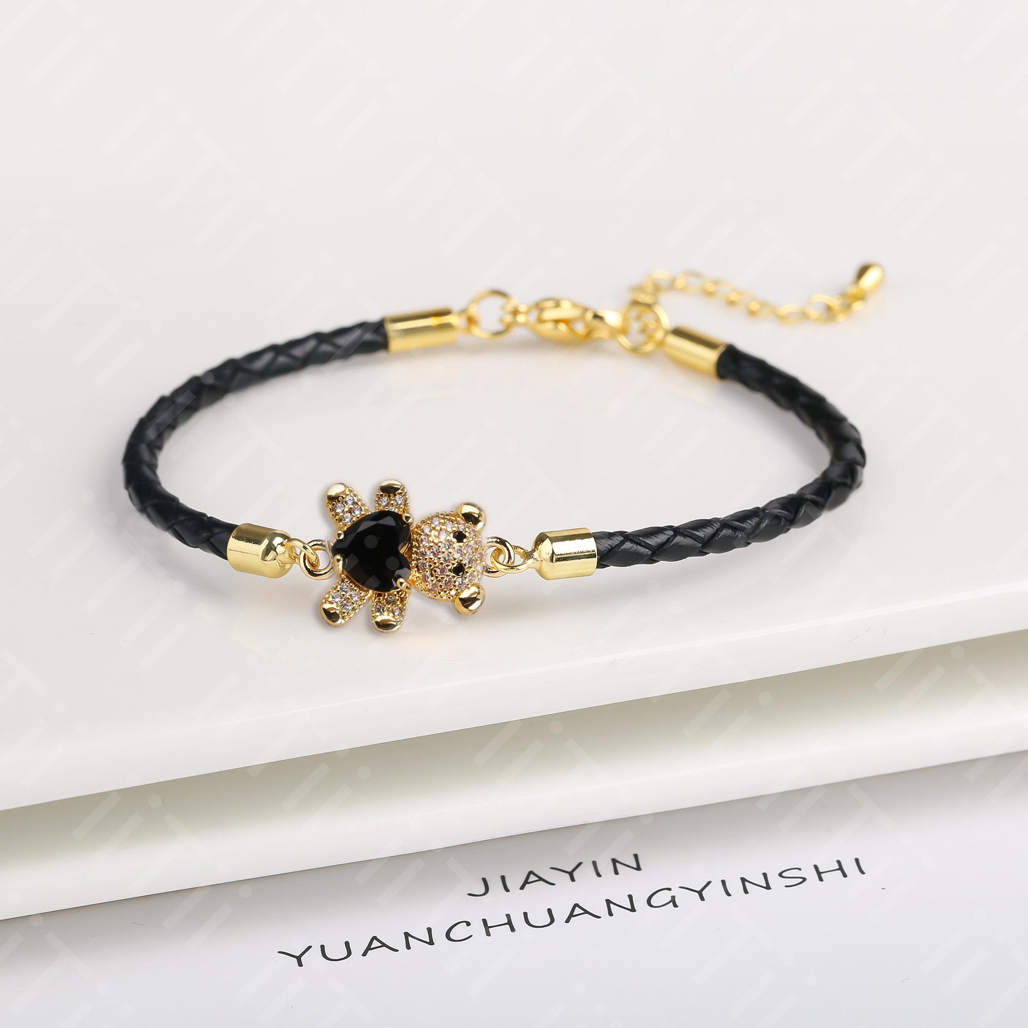 Adjustable Cute Crystal Cubic Zirconia Bear Leather Rope Bracelet Classic for Woman Girl Wrist Zircon Daily Wear Drop Shipping чёрный
Adjustable Cute Crystal Cubic Zirconia Bear Leather Rope Bracelet Classic for Woman Girl Wrist Zircon Daily Wear Drop Shipping чёрный