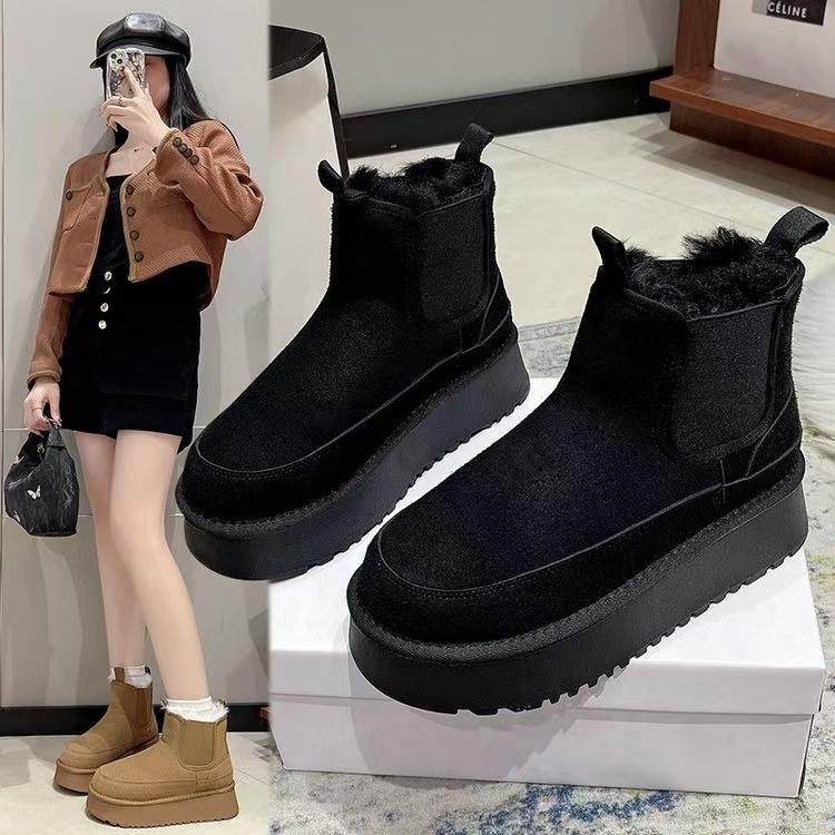 Fashion 2024 Winter New Leather Thick Sole Chelsea Snow Boots Women s Fashion All-in-one Thick Fleece Warm Snow Cotton Shoes 35 чёрный
Fashion 2024 Winter New Leather Thick Sole Chelsea Snow Boots Women s Fashion All-in-one Thick Fleece Warm Snow Cotton Shoes 35 чёрный