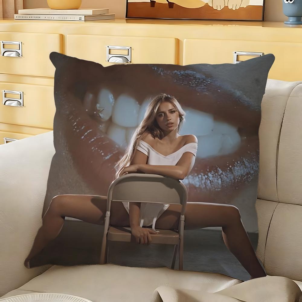 TTate MMcRae singer Cushion Cover Soft Durable Reversible Pillow Cover Home Car MultiScene Daily Comfort Pillowcase 30X30cm
TTate MMcRae singer Cushion Cover Soft Durable Reversible Pillow Cover Home Car MultiScene Daily Comfort Pillowcase 30X30cm