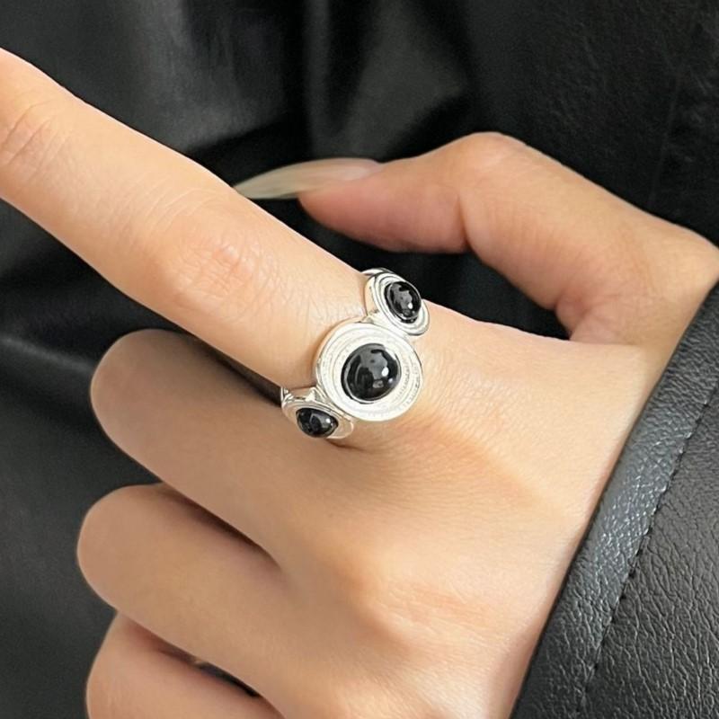 PANJBJ 925 Sterling Silver Black Agate Ring for Women Geometry Circle Irregular Design Open Jewelry Party Gift Dropshipping
PANJBJ 925 Sterling Silver Black Agate Ring for Women Geometry Circle Irregular Design Open Jewelry Party Gift Dropshipping