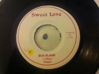 7inch Record RED DRAGON - Bus Blank NONE Sweet Love Jamaica Reggae, Ska & Dub Used
7inch Record RED DRAGON - Bus Blank NONE Sweet Love Jamaica Reggae, Ska & Dub Used