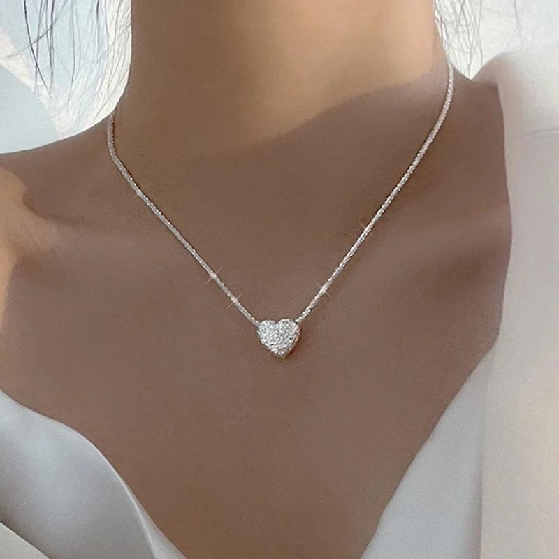 Fashion Copper Color Girls Hammer pattern Love Necklace Simple Individuality Heart shaped Pendant Women s Gift Boutique Zircon
Fashion Copper Color Girls Hammer pattern Love Necklace Simple Individuality Heart shaped Pendant Women s Gift Boutique Zircon
