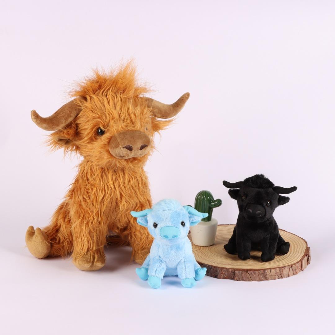 Highland Cow, A Family Of Three, Consists Of A Cow, A Cow, And A Plush Toy коричневый
Highland Cow, A Family Of Three, Consists Of A Cow, A Cow, And A Plush Toy коричневый