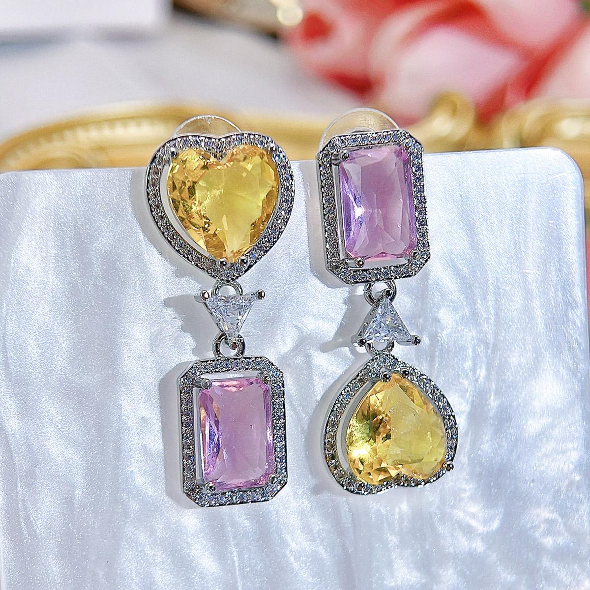 CMM геометрические квадратные асимметричные серьги-подвески с любовью, модные женские туфли, инкрустированные розовым, желтым цирконом, серебристые, золотые украшения для вечеринок серебряный
CMM геометрические квадратные асимметричные серьги-подвески с любовью, модные женские туфли, инкрустированные розовым, желтым цирконом, серебристые, золотые украшения для вечеринок серебряный