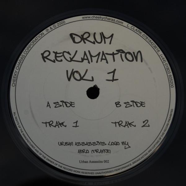 12inch Record DJ PRODUCER - Deck Weaponry Vol. 1 / Drum Reclama UADECK002 Urban Assassins 2000 UK Rap & Hip-Hop/R&B Used
12inch Record DJ PRODUCER - Deck Weaponry Vol. 1 / Drum Reclama UADECK002 Urban Assassins 2000 UK Rap & Hip-Hop/R&B Used