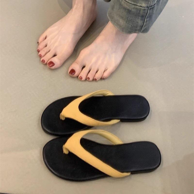 Minimalist toe beach vacation sandals contrasting colors versatile flip-flops women wear summer sandals 40
Minimalist toe beach vacation sandals contrasting colors versatile flip-flops women wear summer sandals 40
