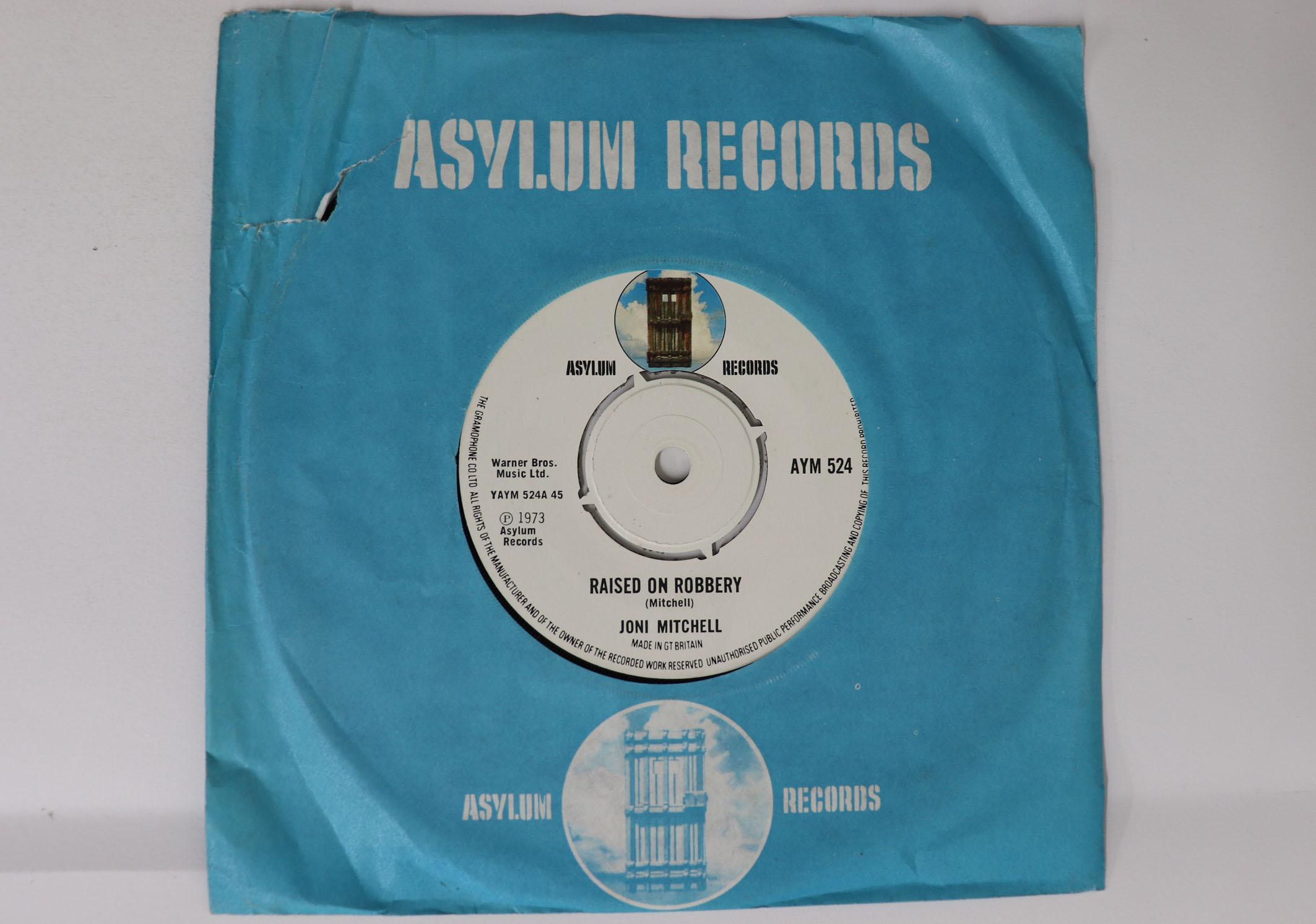 7inch Record JONI MITCHELL Raised On Robbery Court And Spark AYM524 ASYLUM 1974 UK Rock Used
7inch Record JONI MITCHELL Raised On Robbery Court And Spark AYM524 ASYLUM 1974 UK Rock Used
