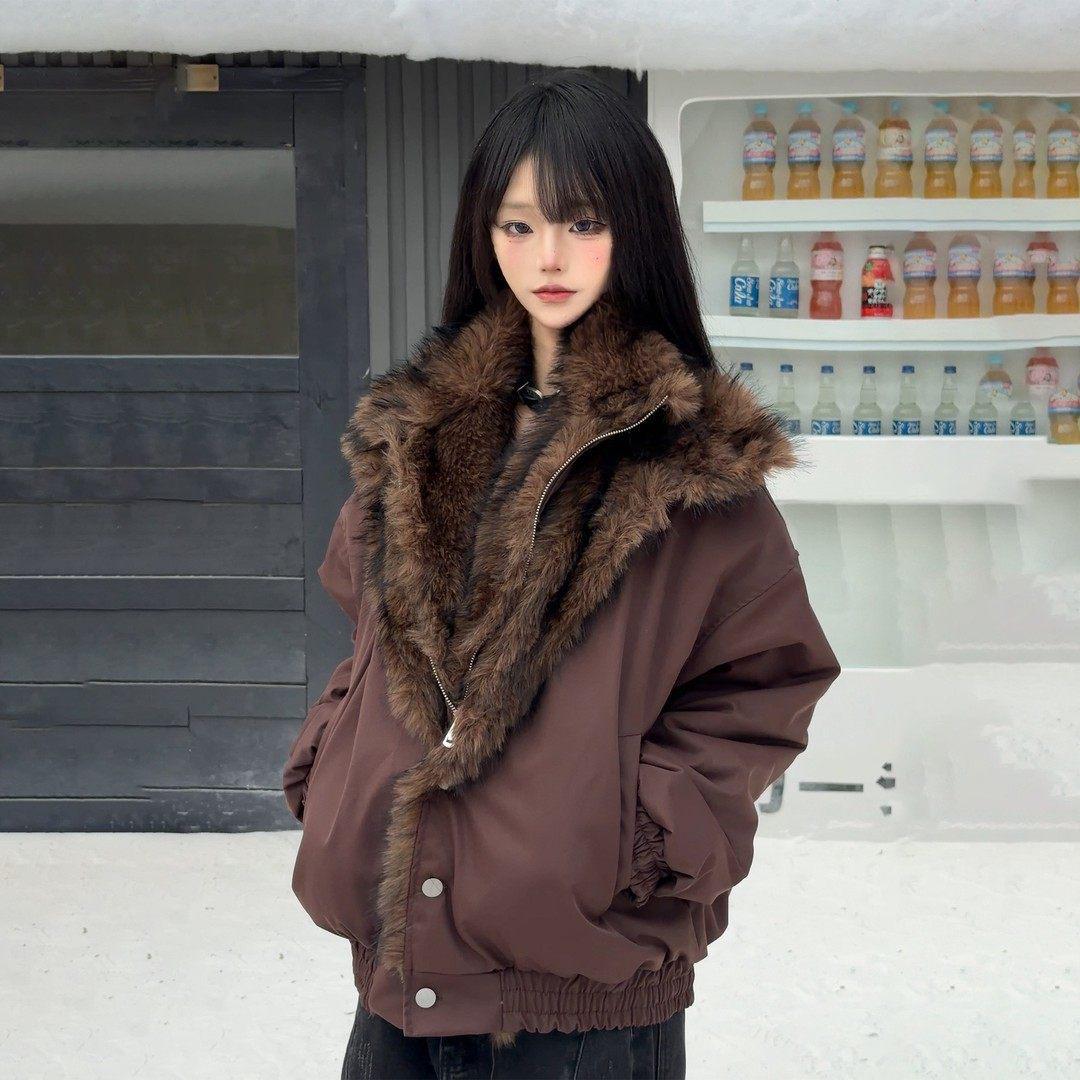 Men s Winter Double Shearling Collar Jacket with Mountain Eagle Design, Plus Velvet Thickened for Warmth XXL
Men s Winter Double Shearling Collar Jacket with Mountain Eagle Design, Plus Velvet Thickened for Warmth XXL