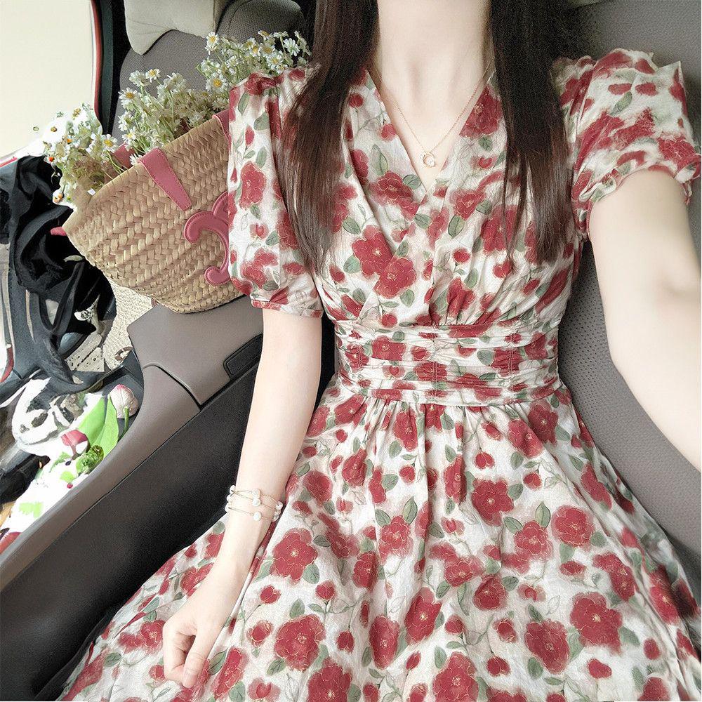 2026 Plus Size French V-neck High-waisted Print Dress - Elegant Slimming Summer Style for Women 50-60
2026 Plus Size French V-neck High-waisted Print Dress - Elegant Slimming Summer Style for Women 50-60