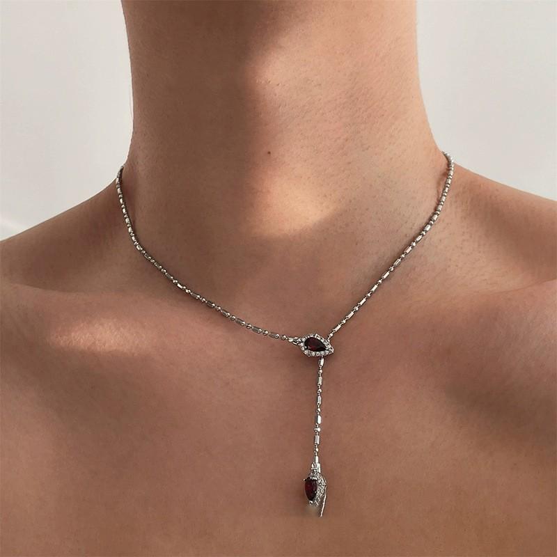 Stainless Steel Crystal Snake Pendant Necklace Water Droplet Zircon Adjustable Choker Minimalist Chain Tassel Clavicle Necklace красный
Stainless Steel Crystal Snake Pendant Necklace Water Droplet Zircon Adjustable Choker Minimalist Chain Tassel Clavicle Necklace красный