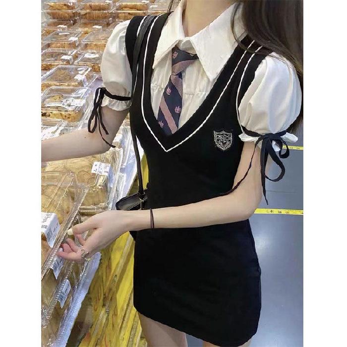 College style sweet cool babes senior sense royal sister hip wrap bubble sleeve dress JK uniform fake two pieces pure desire style S чёрный
College style sweet cool babes senior sense royal sister hip wrap bubble sleeve dress JK uniform fake two pieces pure desire style S чёрный