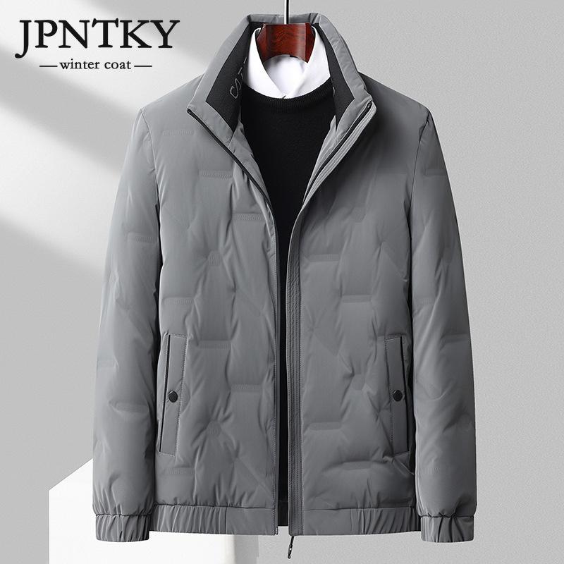 JPNTKY Мужской пуховик, обычное зимнее пальто, свободный модный мужской пуховик с воротником-стойкой, мужской белый утиный пух
JPNTKY Мужской пуховик, обычное зимнее пальто, свободный модный мужской пуховик с воротником-стойкой, мужской белый утиный пух