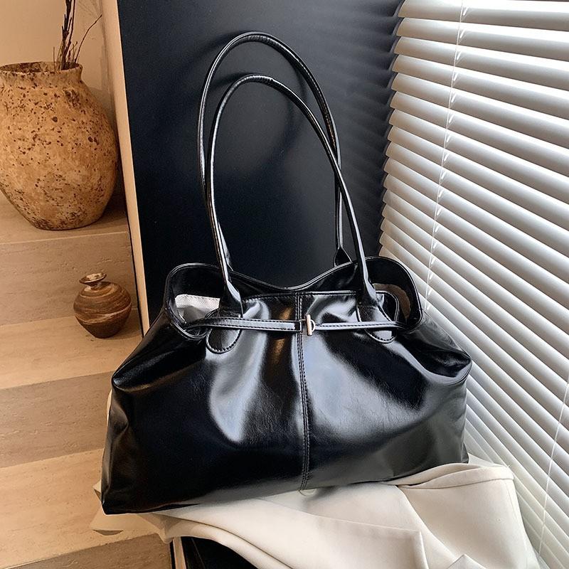 High-end Retro Large-capacity Bag Women s Oil Wax Skin All-matching One-shoulder Underarm Portable Tote No pendant чёрный
High-end Retro Large-capacity Bag Women s Oil Wax Skin All-matching One-shoulder Underarm Portable Tote No pendant чёрный