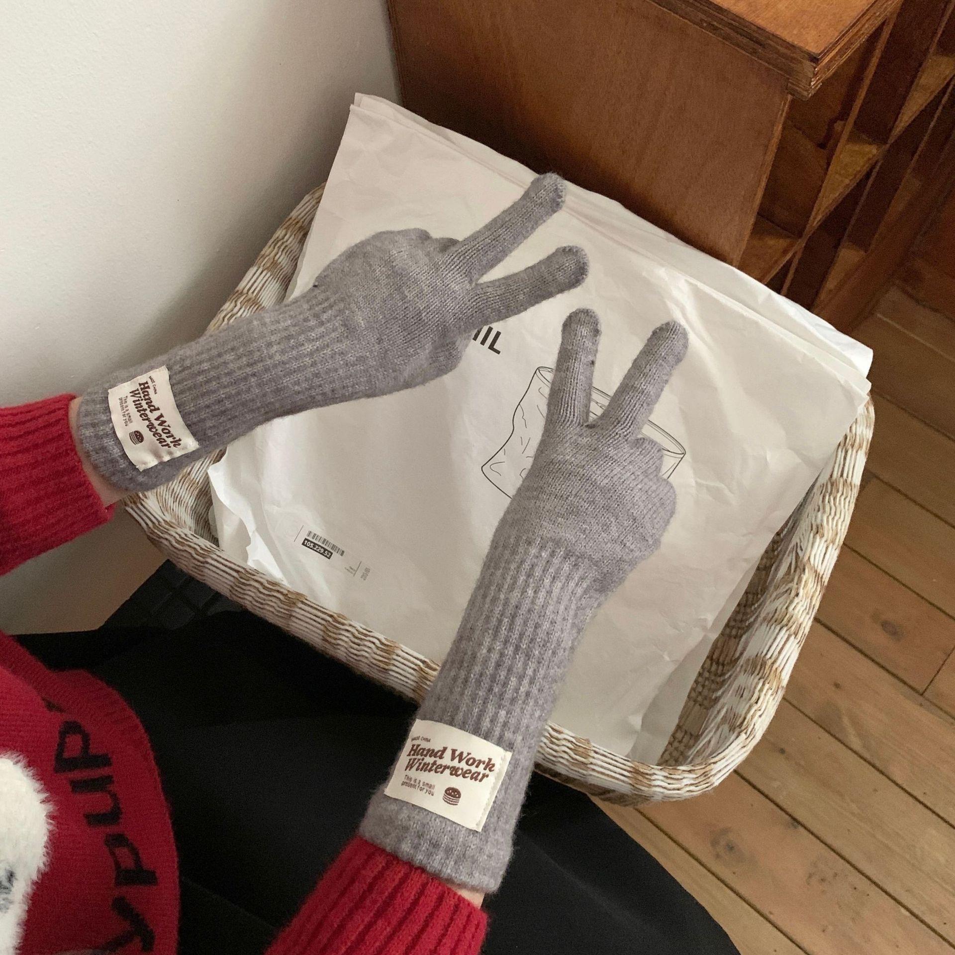 Lady ColdSeason Gloves Touch Screen Finger Exposed Solid Color Warm Knitted Long Windproof Five Finger Riding Korean Style Trendy Couples
Lady ColdSeason Gloves Touch Screen Finger Exposed Solid Color Warm Knitted Long Windproof Five Finger Riding Korean Style Trendy Couples