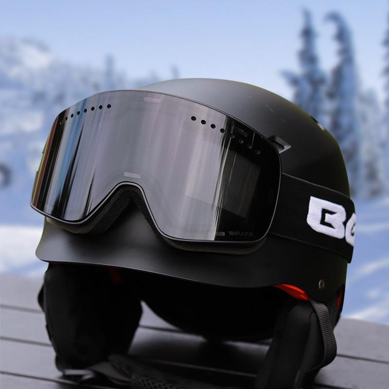 Оригінальні циліндричні магнітні лижні окуляри BOLLFO для чоловіків та жінок, двошарові, з захистом від запотівання, для міопії Coca
Оригінальні циліндричні магнітні лижні окуляри BOLLFO для чоловіків та жінок, двошарові, з захистом від запотівання, для міопії Coca