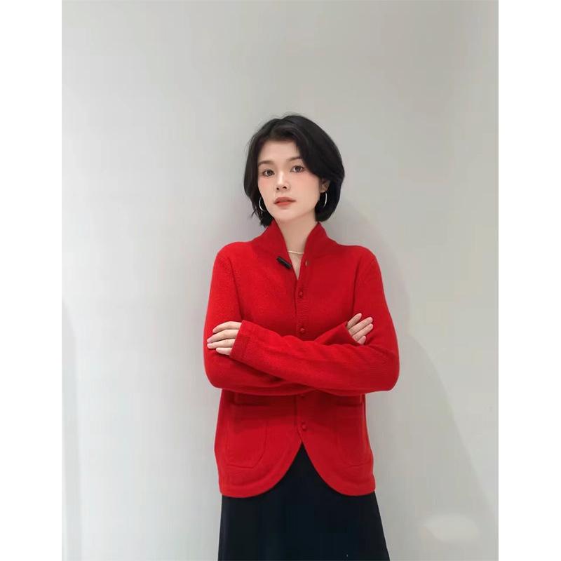 New Soft Cashmere Stand-up Collar Cardigan – Comfortable and Thick Red Coat for 2023... Small
New Soft Cashmere Stand-up Collar Cardigan – Comfortable and Thick Red Coat for 2023... Small