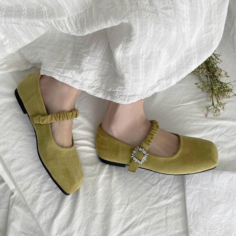 2025 Korean version of retro square head shallow mouth loafer beanie shoes women s new one-pedal lazy flat Mary Jane shoes 40 зелений
2025 Korean version of retro square head shallow mouth loafer beanie shoes women s new one-pedal lazy flat Mary Jane shoes 40 зелений