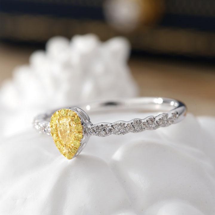 Gold-Plated Sterling Silver Teardrop Yellow Diamond Ring for Women - Fashionable and Simple US Size 7
Gold-Plated Sterling Silver Teardrop Yellow Diamond Ring for Women - Fashionable and Simple US Size 7
