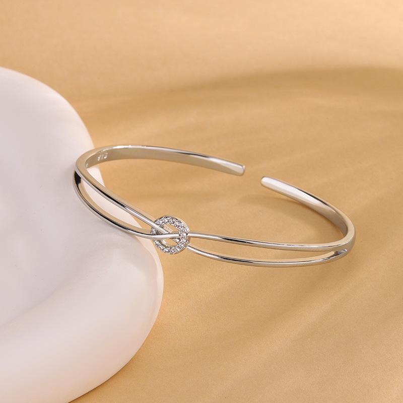 New Fashion Full Diamond Ring Bangle 925 Sterling Silver Jewelry Cross Circles Opening Bracelets серебряный
New Fashion Full Diamond Ring Bangle 925 Sterling Silver Jewelry Cross Circles Opening Bracelets серебряный