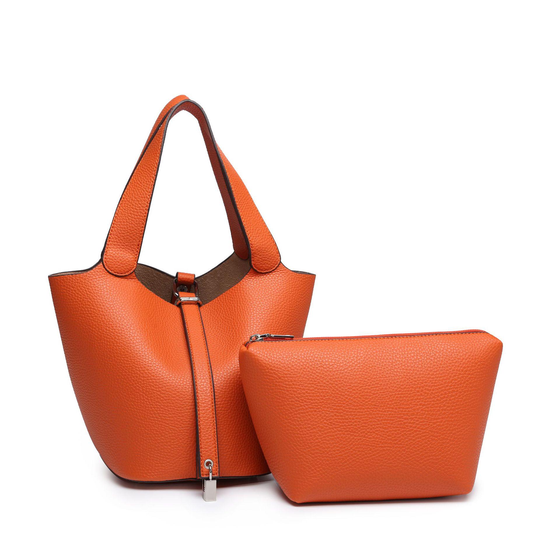 2024 Autumn European & American Fashion Large Capacity Bucket Handbag
2024 Autumn European & American Fashion Large Capacity Bucket Handbag