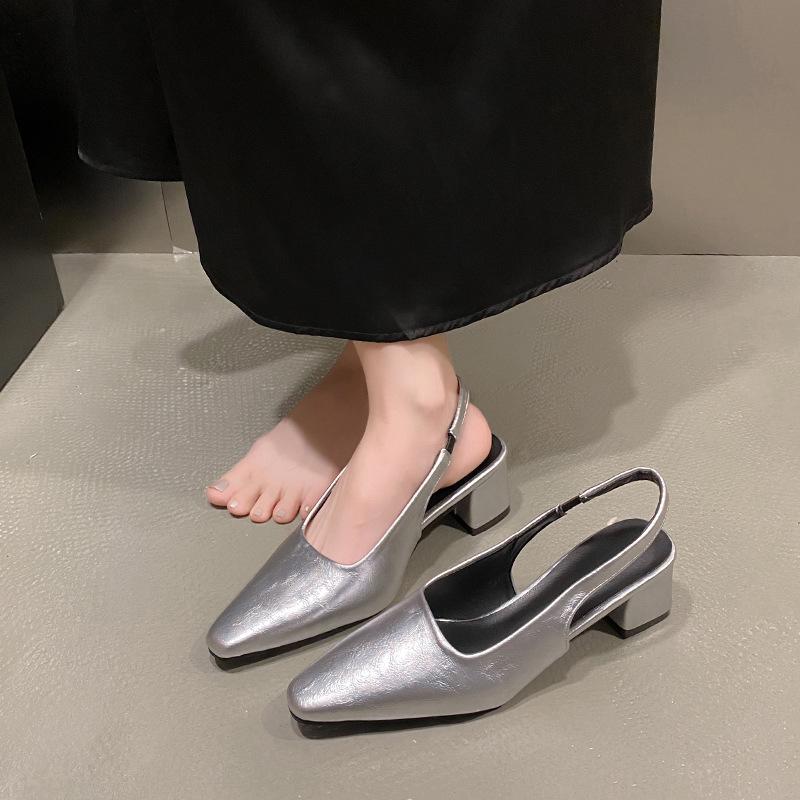 New 2025 Autumn Low Heel Backspace Fashion Pointed Head Temperament Fairy Style Baotou Sandals Women s Shoes Fashion Versatile 42 чорний
New 2025 Autumn Low Heel Backspace Fashion Pointed Head Temperament Fairy Style Baotou Sandals Women s Shoes Fashion Versatile 42 чорний