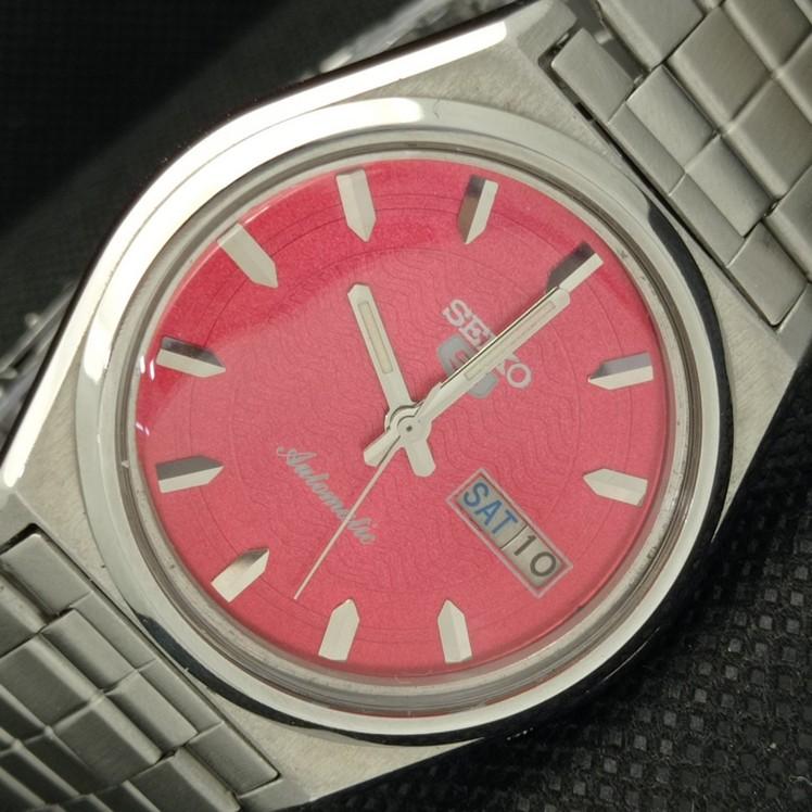 Б/У винтажные мужские часы SEIKO 5 AUTOMATIC JAPAN MENS DAY/DATE RED 621e-a415936-2 SKU621e-a415936
Б/У винтажные мужские часы SEIKO 5 AUTOMATIC JAPAN MENS DAY/DATE RED 621e-a415936-2 SKU621e-a415936
