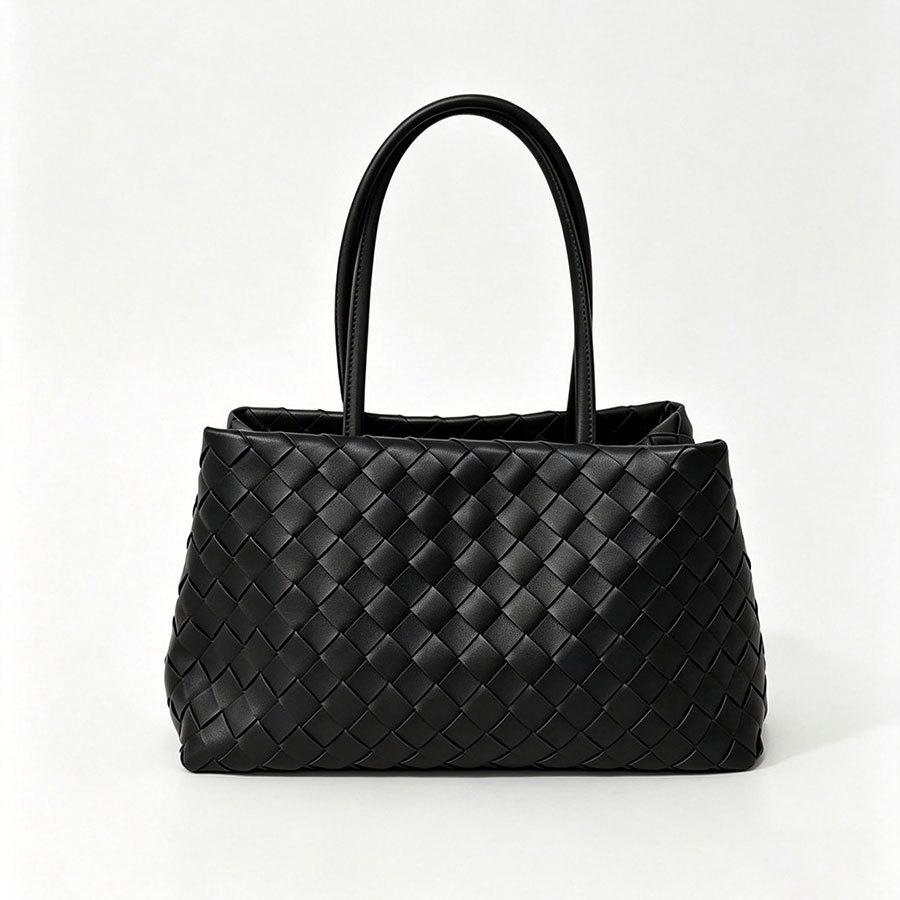 Handbag Woven Bag with Simple Design, Light Luxury Y2K Large Capacity Commuting Tote Bag for Women чёрный
Handbag Woven Bag with Simple Design, Light Luxury Y2K Large Capacity Commuting Tote Bag for Women чёрный